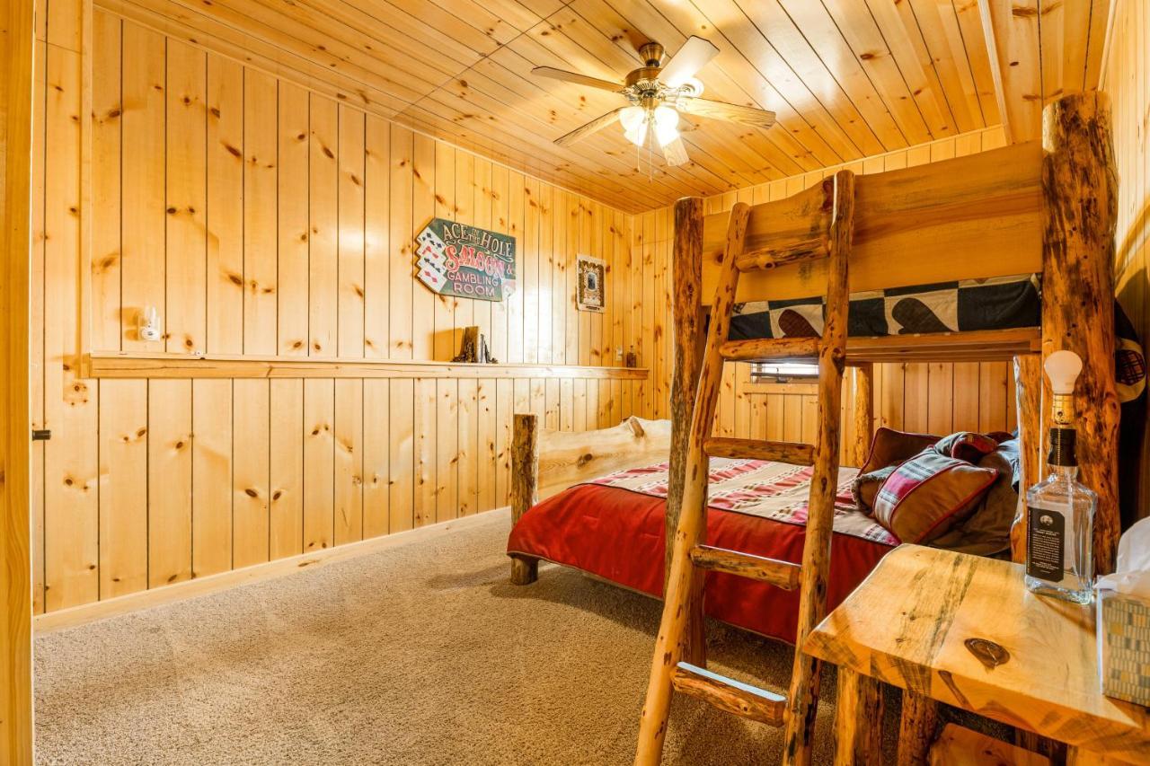 Liberty Lodge At Terry Peak Lead Екстер'єр фото
