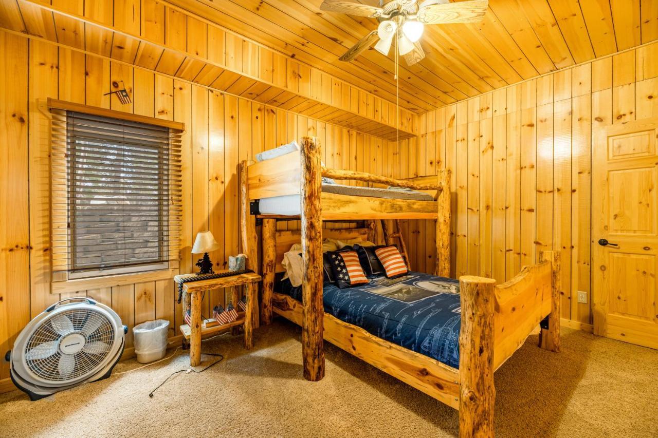 Liberty Lodge At Terry Peak Lead Екстер'єр фото